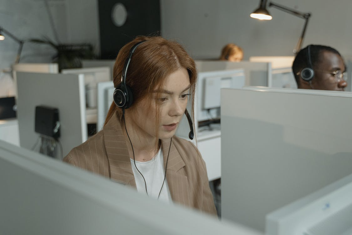 Telemarketingas grįžta į madą? Verslai dėl linksta prie tradicijų